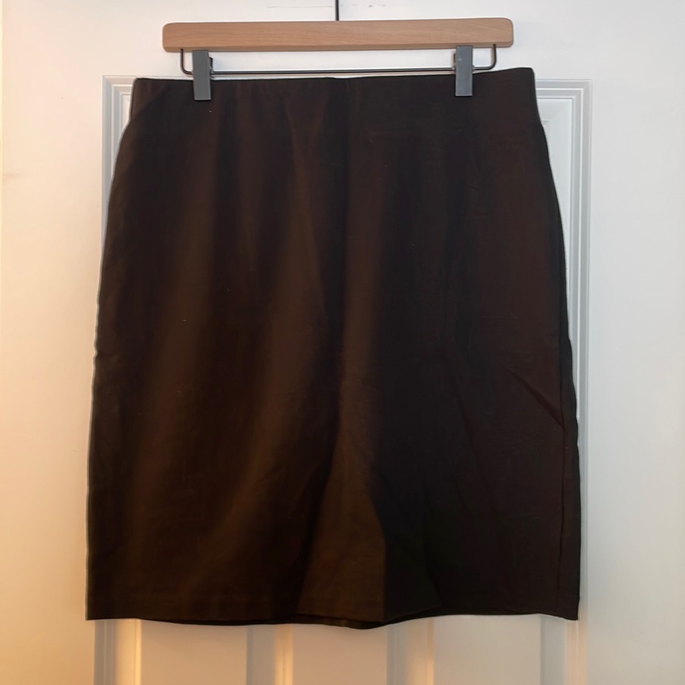 Old Navy Women’s black Pencil Skirt